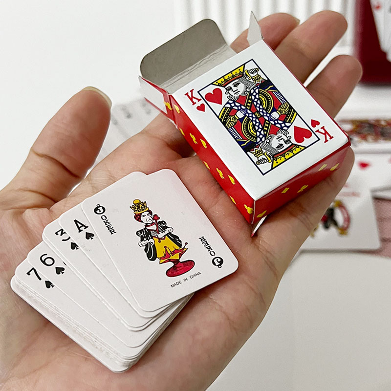 Party Games Juegos De Mesa - 5枚入りミニポーカーカード、フェスティバルパーティー、ボードゲーム、ティーンエイジャー、大人、旅行、楽しい、家族向け楽しいゲーム