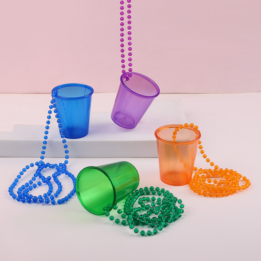 12個入り ビーズネックレス プラスチックショットカップ 結 - Party Games Bachelorette のレビューと価格